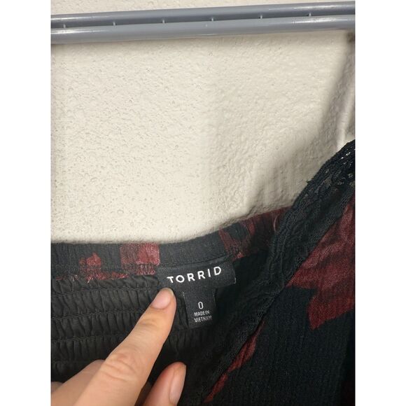 Torrid Womens Babydoll Tank Cami Sz 0/L/12 Whimsigoth Fairy Grunge Dark Floral - Picture 7 of 10